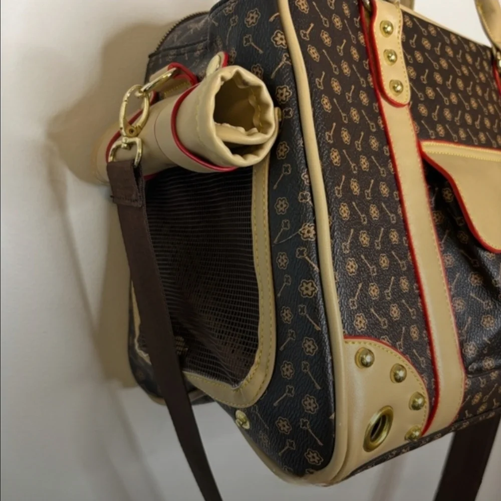 Fine Elegant Canine Couture Stylish Tan Black Faux Leather Signature Pet Carrier